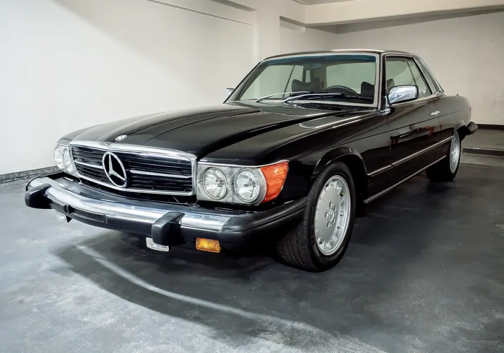 1975-Mercedes-Benz-450SLC-classic-car